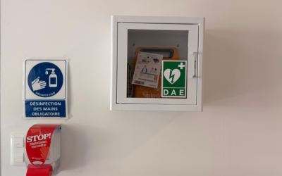 OSE renforce la sécurité avec l’installation d’un défibrillateur